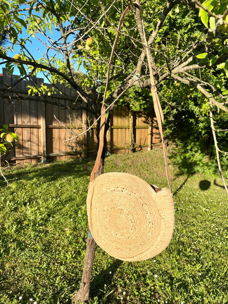 Sac bandoulière en crochet raphia naturel