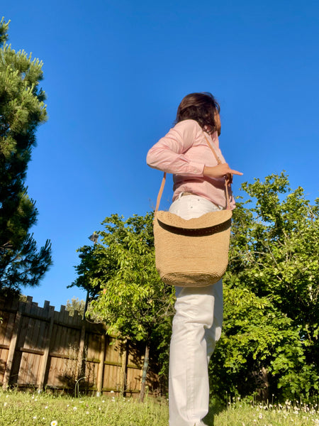 Sac bandoulière en crochet raphia naturel