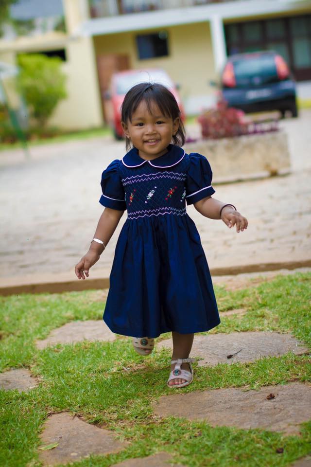 Robe à smocks fille sales