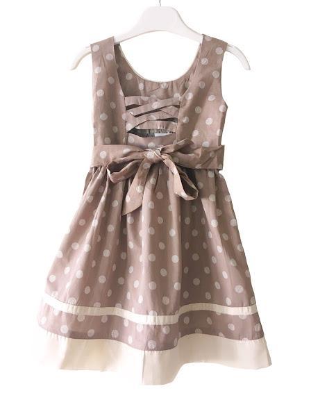 Robe smocks enfant fille dos ouvert croisillons